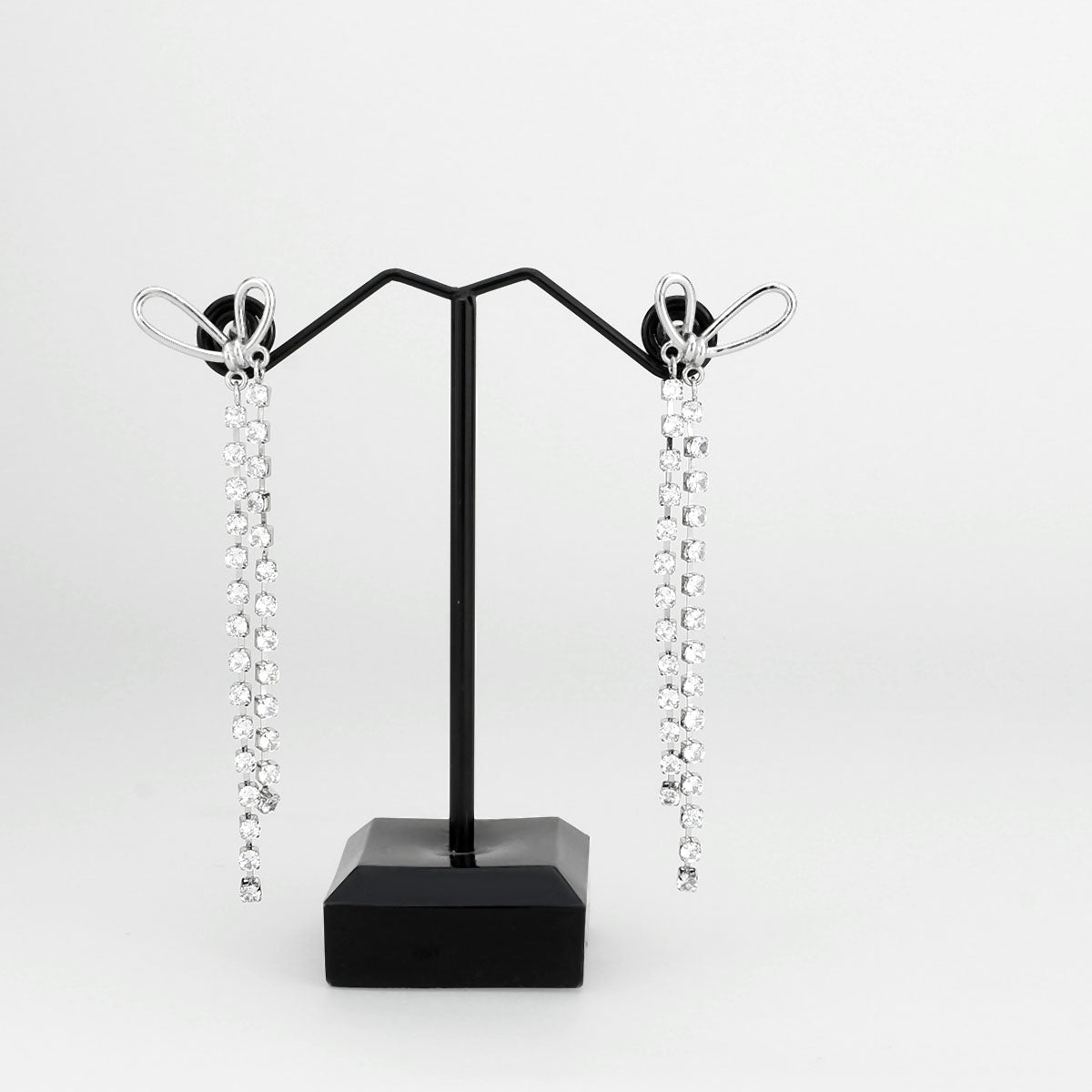 3W1768 - Imitation Rhodium Brass Earring with Top Grade Crystal in Clear-1