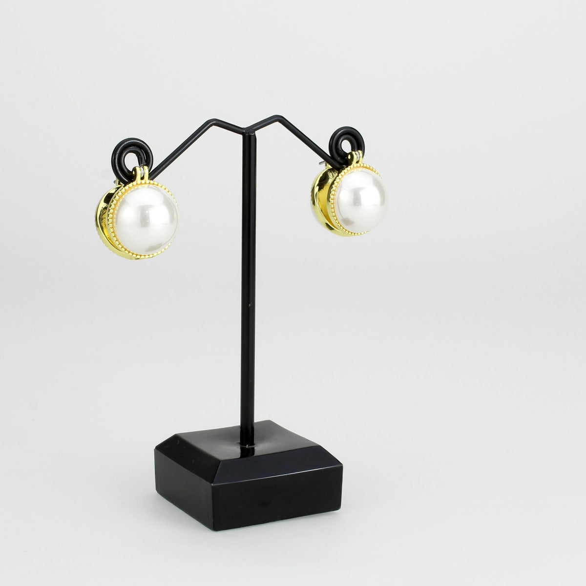 3W1764G - Flash Gold Brass Earring with Synthetic in White-1