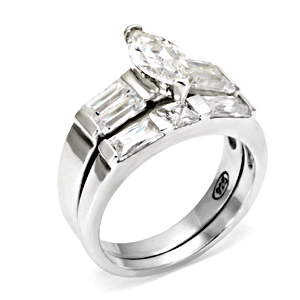 40911 - High-Polished 925 Sterling Silver Ring with AAA Grade CZ  in Clear-2
