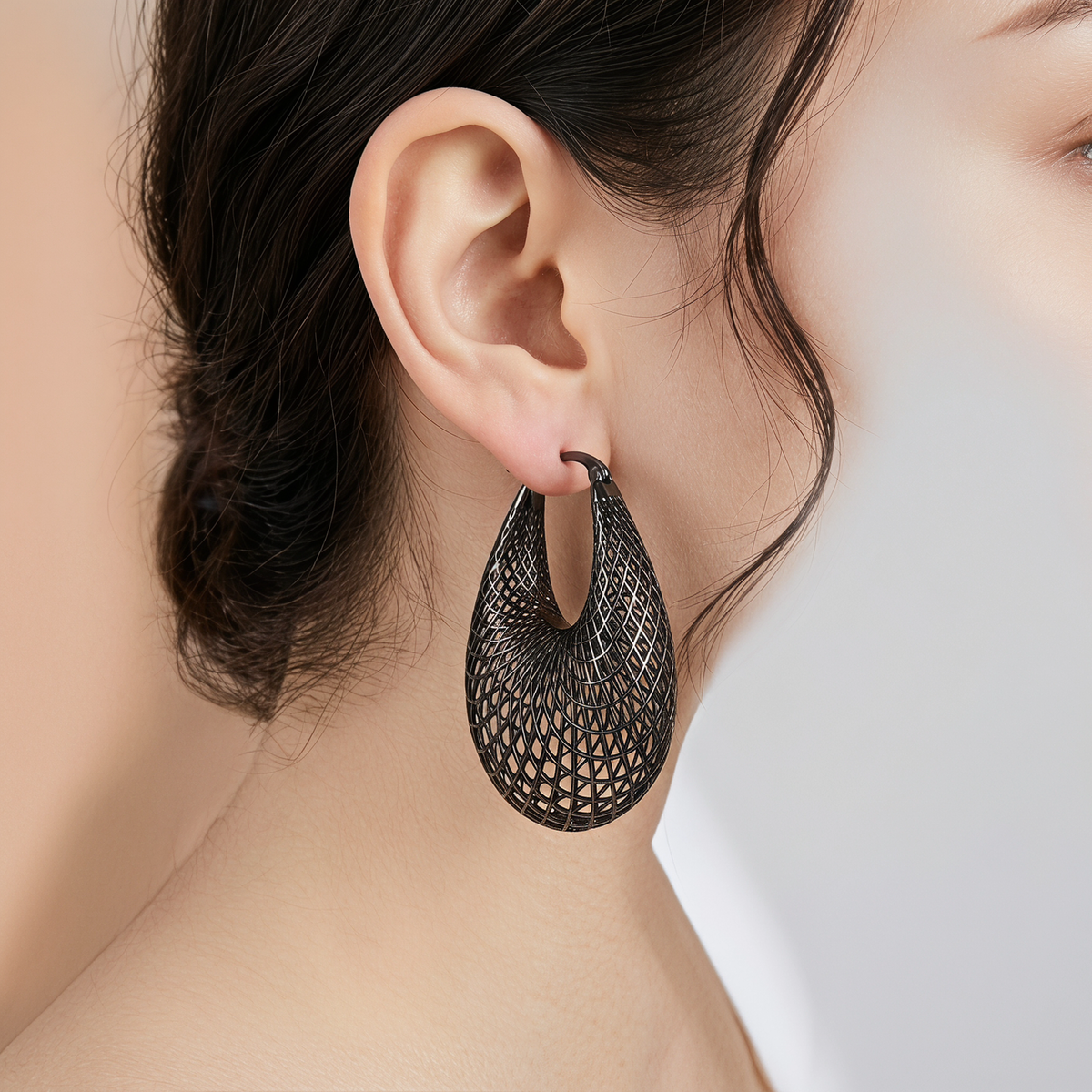 4W015 - Earring, Brass, TIN Cobalt Black , , No Stone-2