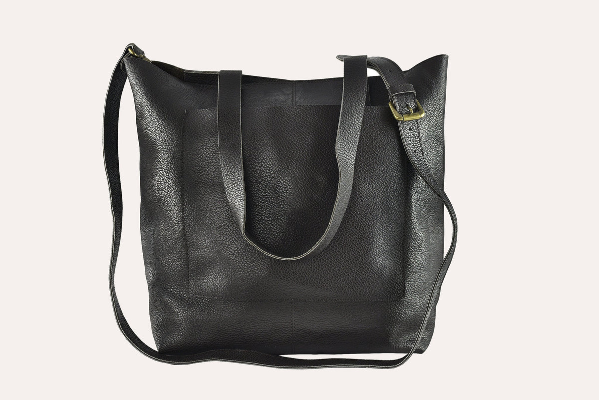 Journalist Tote-1