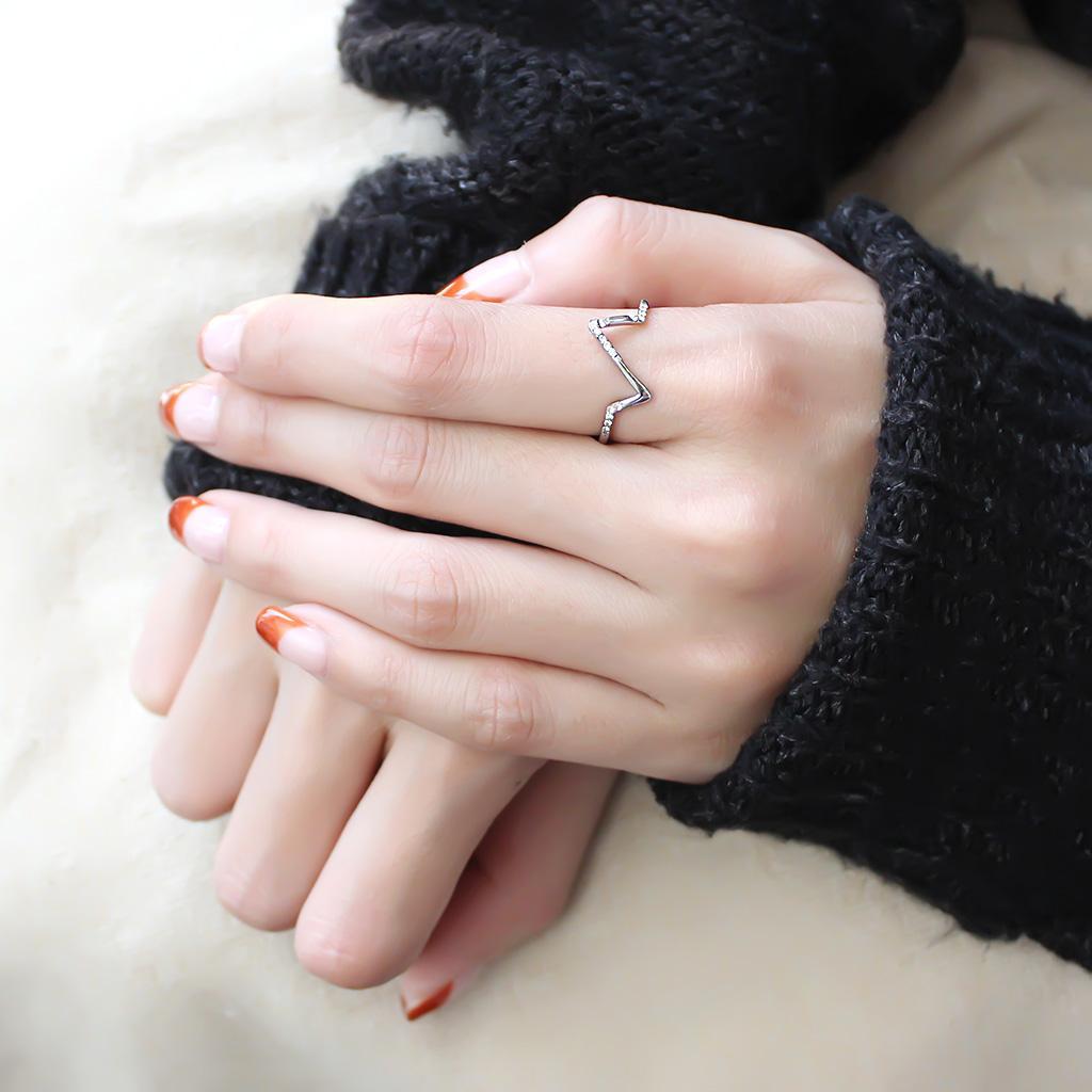 DA107 - High polished (no plating) Stainless Steel Ring with AAA Grade CZ  in Clear-4