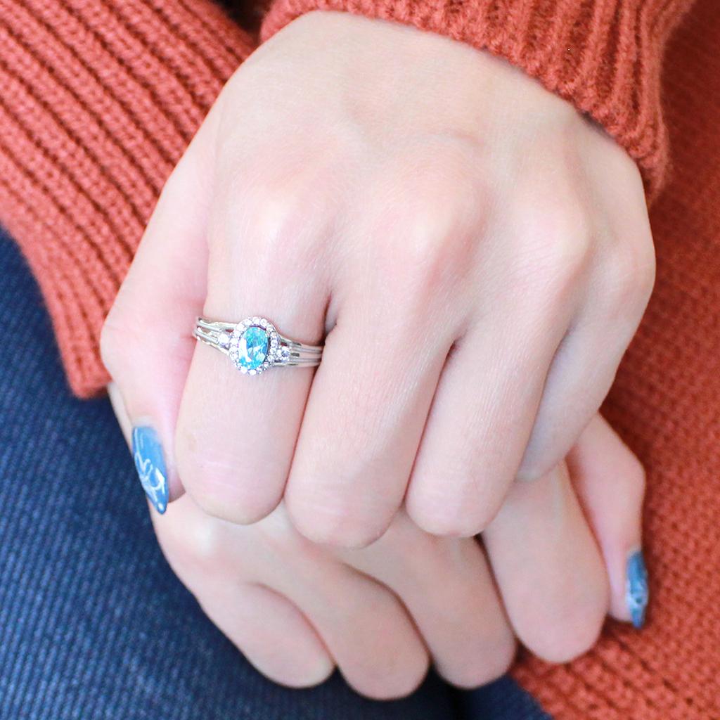 DA166 - High polished (no plating) Stainless Steel Ring with AAA Grade CZ  in Sea Blue-4