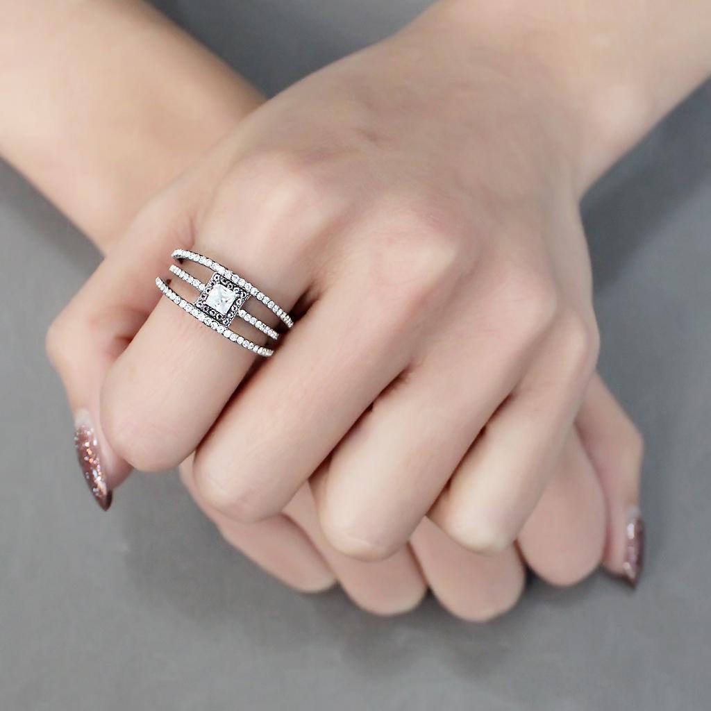 DA257 - High polished (no plating) Stainless Steel Ring with AAA Grade CZ  in Clear-4