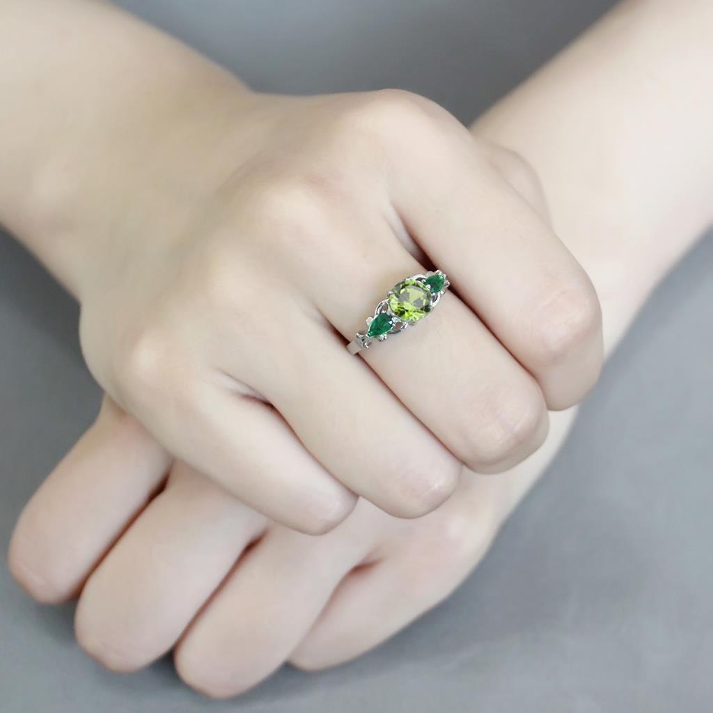 TK3610 - No Plating Stainless Steel Ring with Crystal in Peridot-4