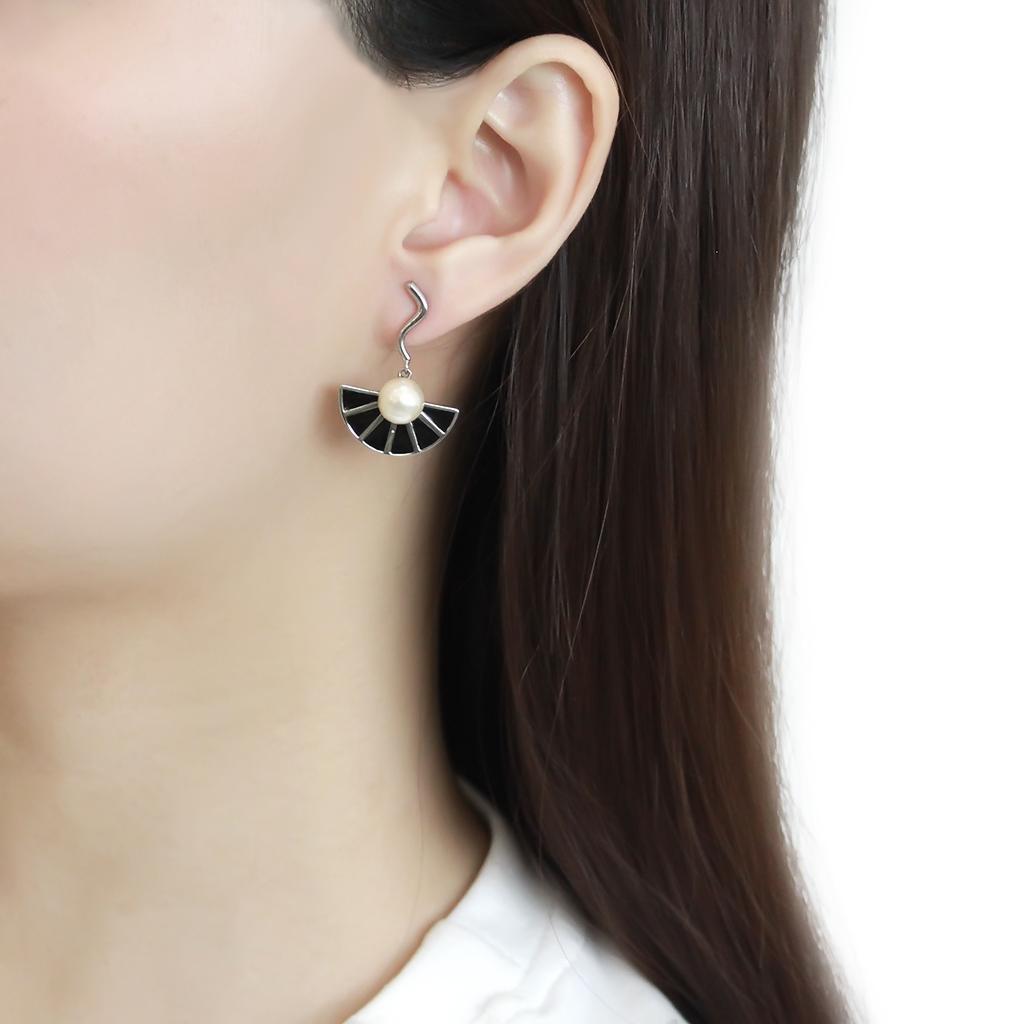 TK3612 - No Plating Stainless Steel Earrings with Synthetic Pearl in White-2
