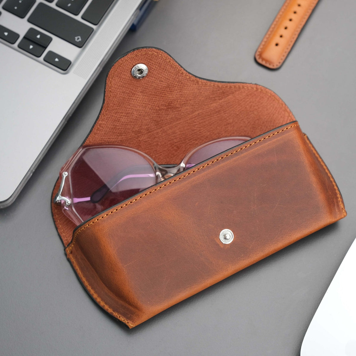 Rochester Full-Grain Leather Eyeglass Case-2