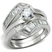 SS025 - Silver 925 Sterling Silver Ring with AAA Grade CZ  in Clear-0