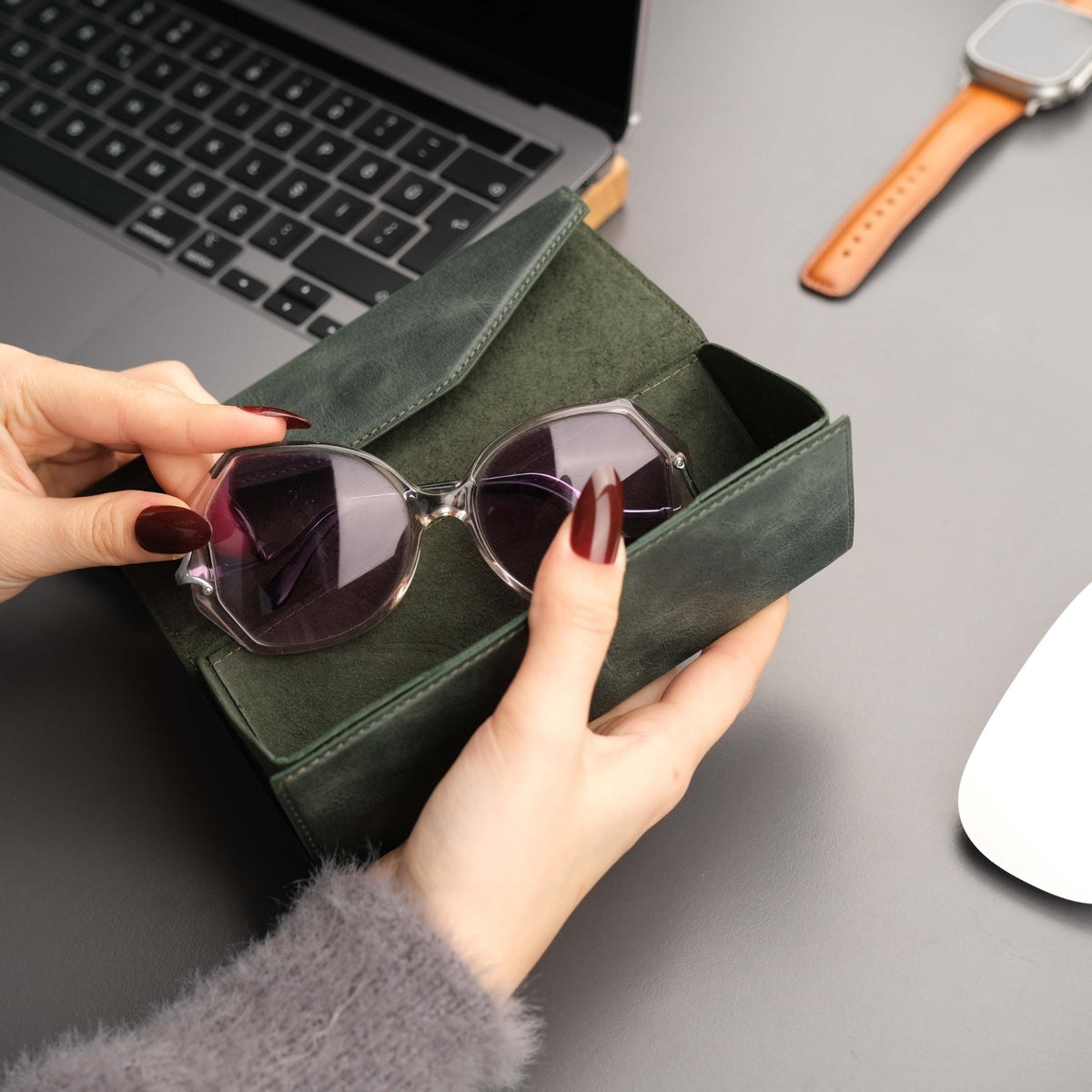 Triangle Leather Glasses Case – Vintage Eyewear Holder-11